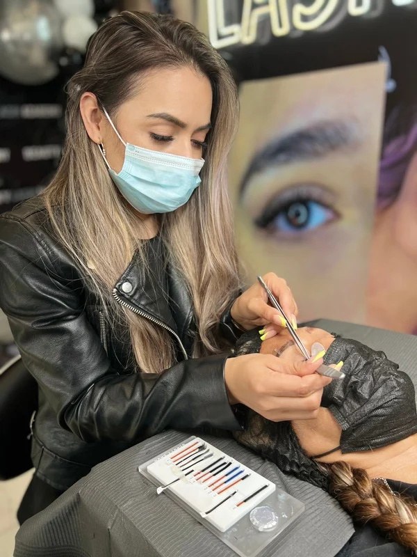 Capacitación profesional en Beauty Koh